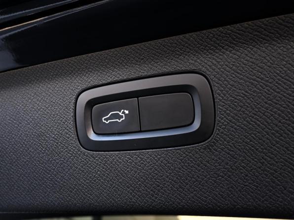Volvo XC90 II с пробегом 2015 года, цена 3 190 000 рублей, 160782 км, внедорожник, Автокод Объявления