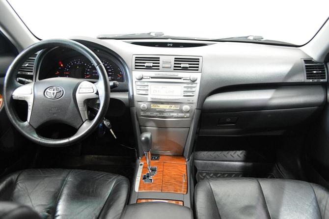 Toyota Camry VI (XV40) Рестайлинг с пробегом 2011 года, цена 1 449 000 рублей, 193000 км, седан, Автокод Объявления