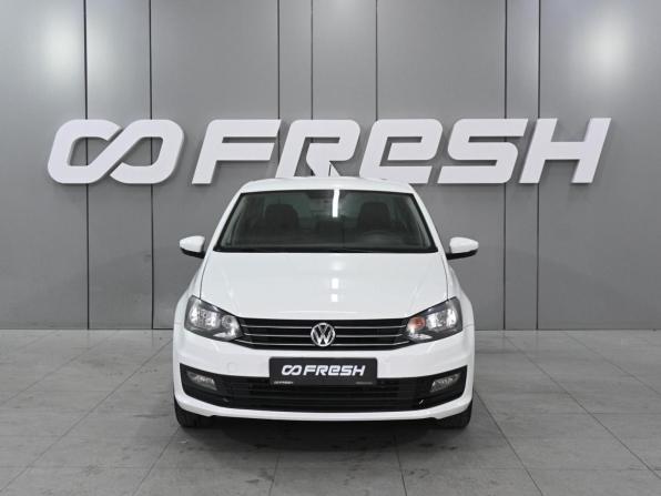Volkswagen Polo V Рестайлинг с пробегом 2019 года, цена 1 319 000 рублей, 115083 км, седан, Автокод Объявления