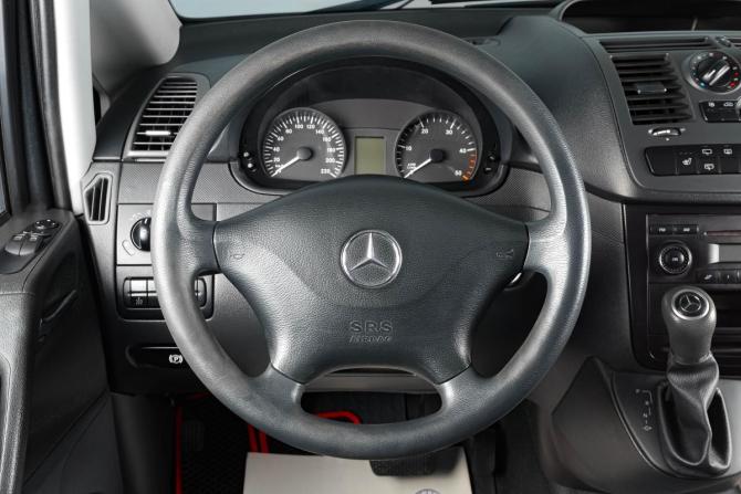 Mercedes-Benz Vito II (W639) Рестайлинг с пробегом 2014 года, цена 2 349 000 рублей, 388093 км, минивэн, Автокод Объявления