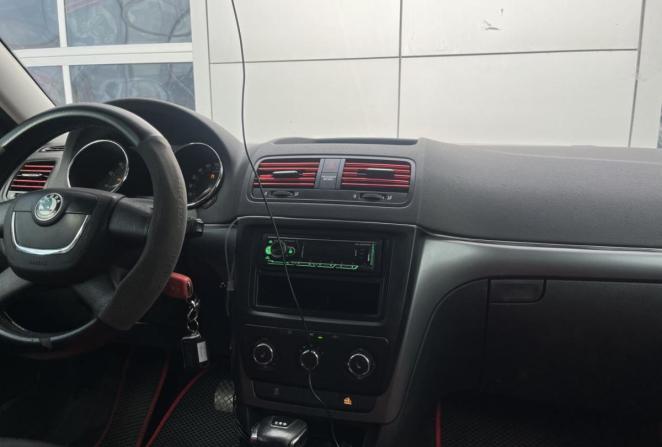 Skoda Yeti I с пробегом 2010 года, цена 630 000 рублей, 190393 км, внедорожник, Автокод Объявления