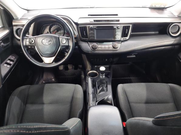 Toyota RAV4 IV (XA40) с пробегом 2015 года, цена 2 045 000 рублей, 118000 км, внедорожник, Автокод Объявления