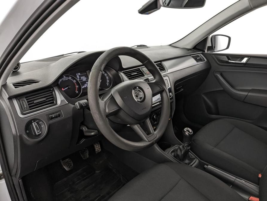 Skoda Rapid I Рестайлинг Москва  - изображение 15