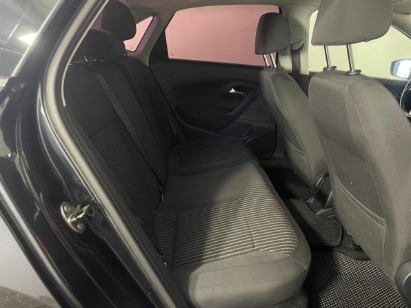 Volkswagen Polo V с пробегом 2013 года, цена 880 000 рублей, 137821 км, седан, Автокод Объявления