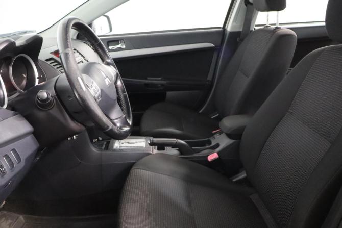 Mitsubishi Lancer X с пробегом 2010 года, цена 549 000 рублей, 270000 км, седан, Автокод Объявления