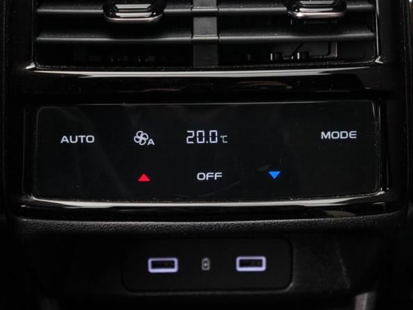 Geely Monjaro I с пробегом 2023 года, цена 3 100 000 рублей, 52395 км, внедорожник, Автокод Объявления
