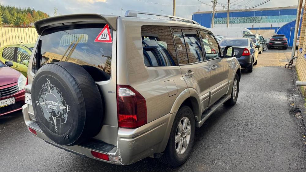 Mitsubishi Pajero III Рестайлинг Киров  - изображение 2