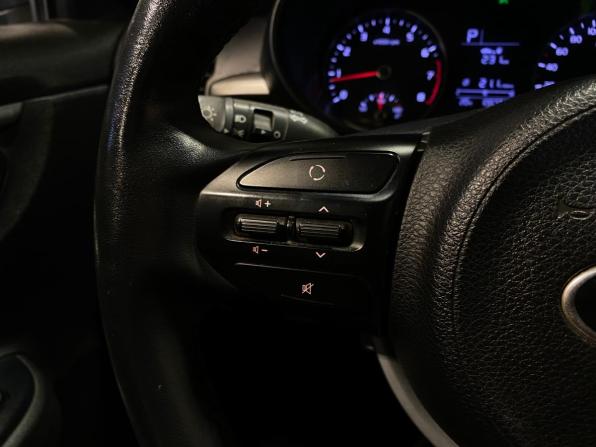 Kia Rio IV с пробегом 2019 года, цена 1 500 000 рублей, 108770 км, хэтчбек, Автокод Объявления