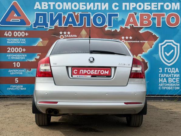 Skoda Octavia II (A5) Рестайлинг с пробегом 2010 года, цена 700 000 рублей, 235600 км, лифтбек, Автокод Объявления