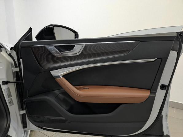 Audi A7 II (4K) с пробегом 2021 года, цена 6 860 000 рублей, 51476 км, лифтбек, Автокод Объявления