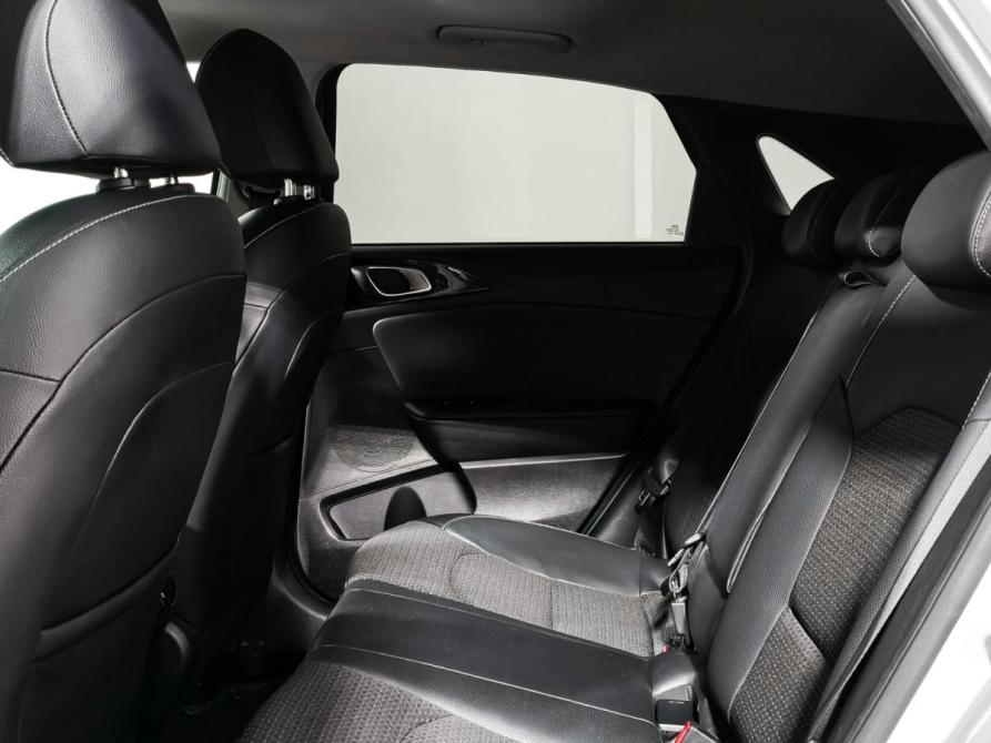 Kia Ceed III Санкт-Петербург  - изображение 12