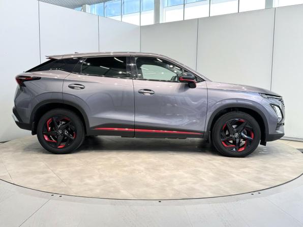 Omoda C5 I с пробегом 2023 года, цена 1 820 000 рублей, 54376 км, внедорожник, Автокод Объявления
