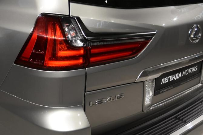 Lexus LX III Рестайлинг 2 с пробегом 2016 года, цена 5 990 000 рублей, 197680 км, внедорожник, Автокод Объявления