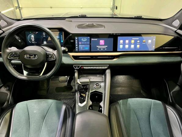 Geely Monjaro I с пробегом 2023 года, цена 3 399 000 рублей, 45043 км, внедорожник, Автокод Объявления