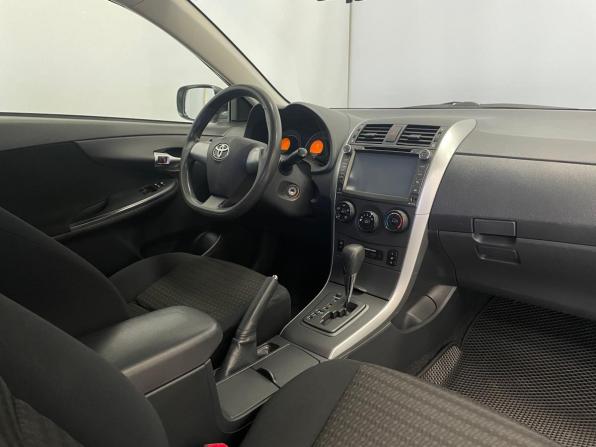 Toyota Corolla XI (E160 E170 E180) с пробегом 2012 года, цена 1 185 000 рублей, 203561 км, седан, Автокод Объявления