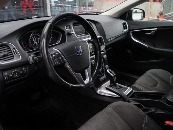 Volvo V40 II с пробегом 2014 года, цена 1 000 000 рублей, 259727 км, хэтчбек, Автокод Объявления