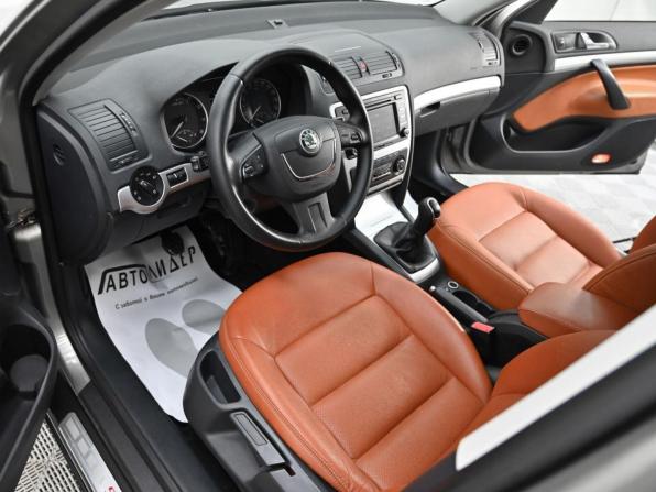 Skoda Octavia II (A5) Рестайлинг с пробегом 2012 года, цена 719 000 рублей, 141560 км, универсал, Автокод Объявления