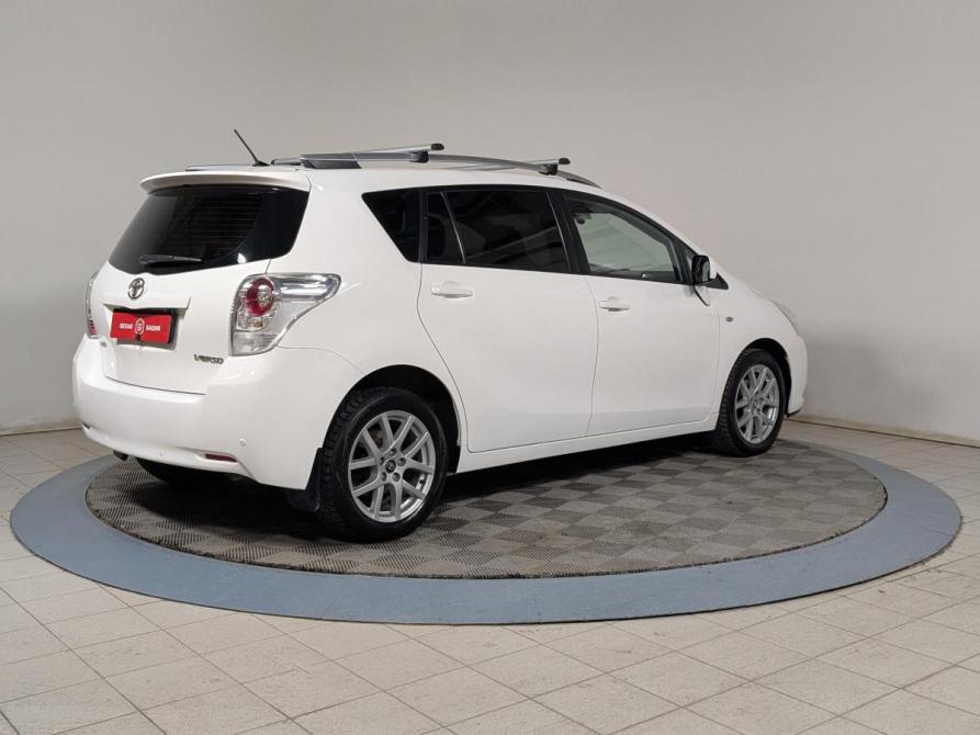 Toyota Verso I Екатеринбург  - изображение 8