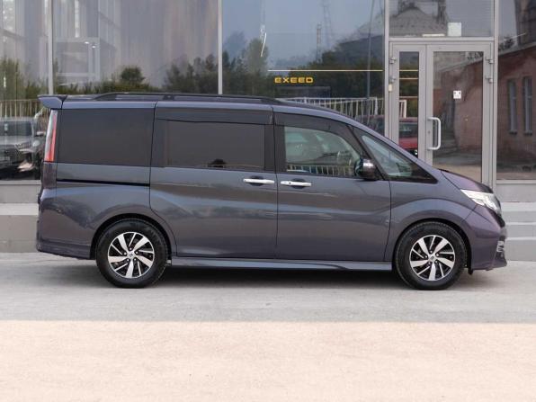 Honda Stepwgn V с пробегом 2016 года, цена 1 850 000 рублей, 114964 км, минивэн, Автокод Объявления