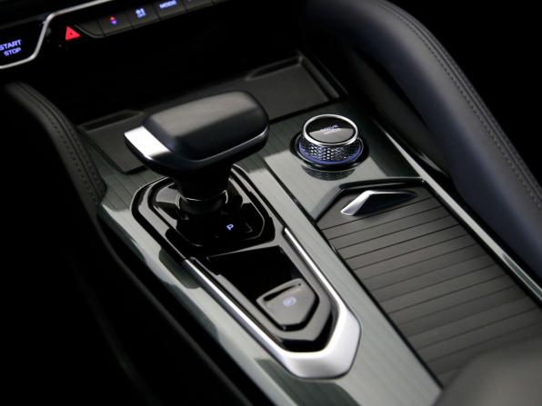 Geely Monjaro I с пробегом 2023 года, цена 3 190 000 рублей, 62465 км, внедорожник, Автокод Объявления
