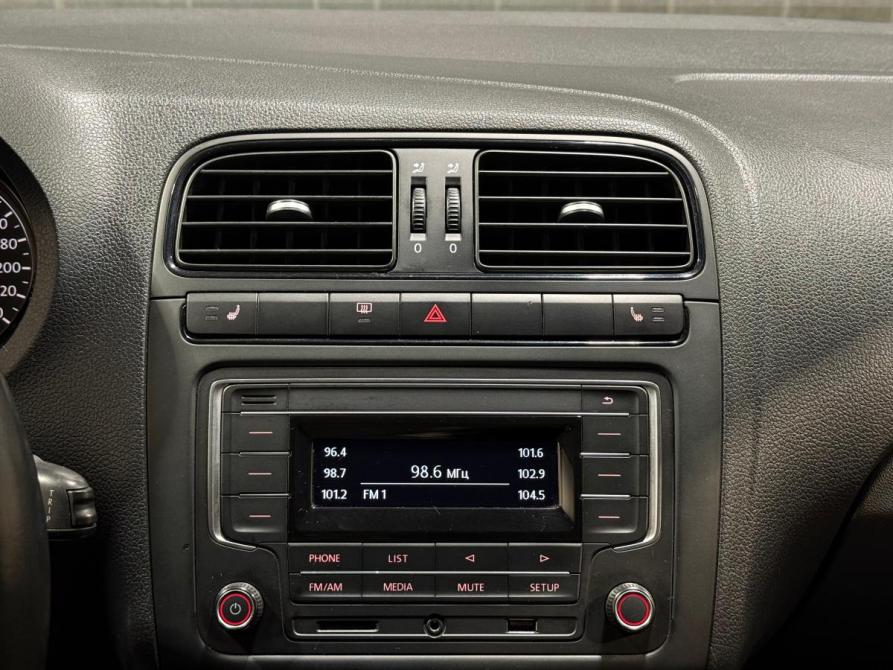 Volkswagen Polo V Рестайлинг Челябинск  - изображение 11