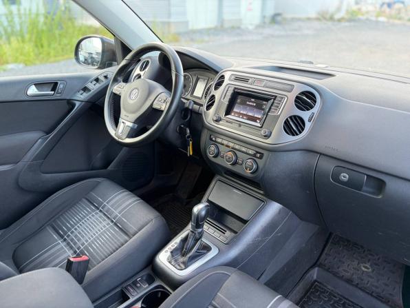 Volkswagen Tiguan I Рестайлинг с пробегом 2016 года, цена 1 095 000 рублей, 241000 км, внедорожник, Автокод Объявления