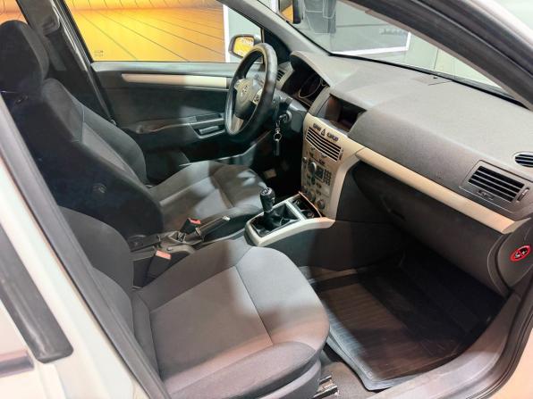 Opel Astra H Рестайлинг с пробегом 2008 года, цена 600 000 рублей, 350000 км, универсал, Автокод Объявления