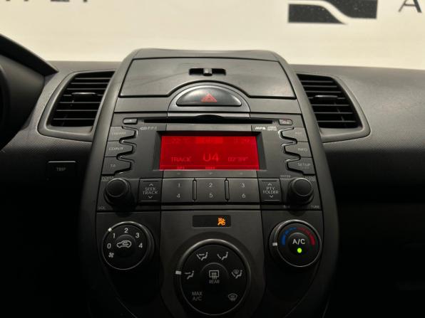 Kia Soul I с пробегом 2011 года, цена 549 000 рублей, 320002 км, хэтчбек, Автокод Объявления