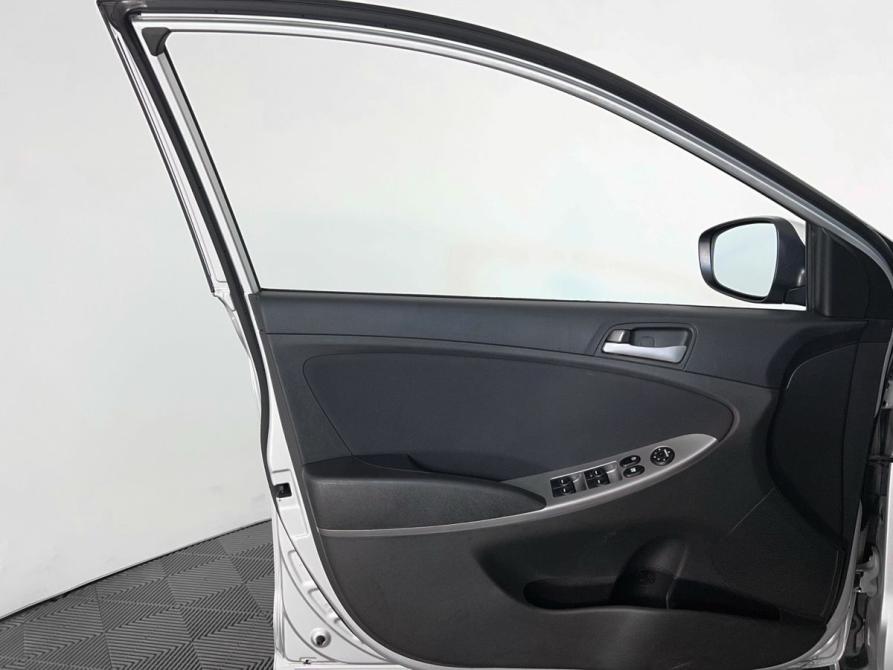 Hyundai Solaris I Рестайлинг Архангельск  - изображение 11