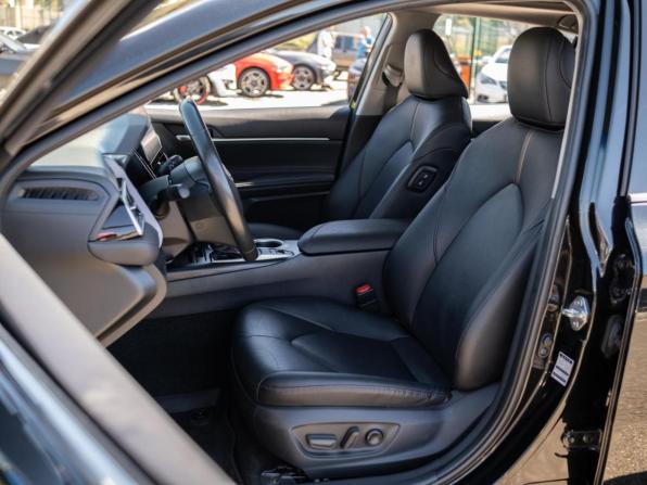 Toyota Camry VIII (XV70) Рестайлинг с пробегом 2022 года, цена 3 599 000 рублей, 81057 км, седан, Автокод Объявления