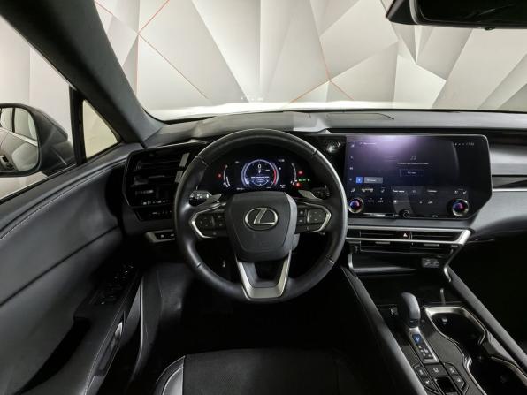 Lexus RX V с пробегом 2023 года, цена 7 893 000 рублей, 34130 км, внедорожник, Автокод Объявления