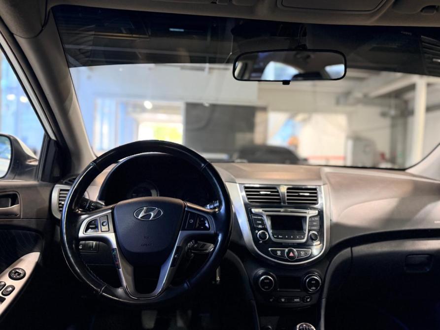 Hyundai Solaris I Рестайлинг Челябинск  - изображение 11
