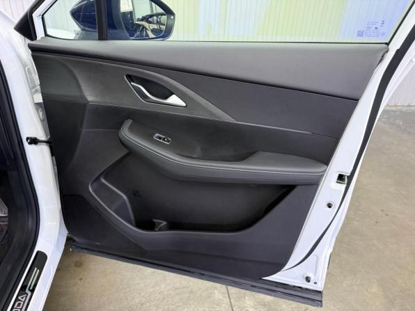 Omoda C5 I Рестайлинг с пробегом 2024 года, цена 1 797 000 рублей, 16246 км, внедорожник, Автокод Объявления