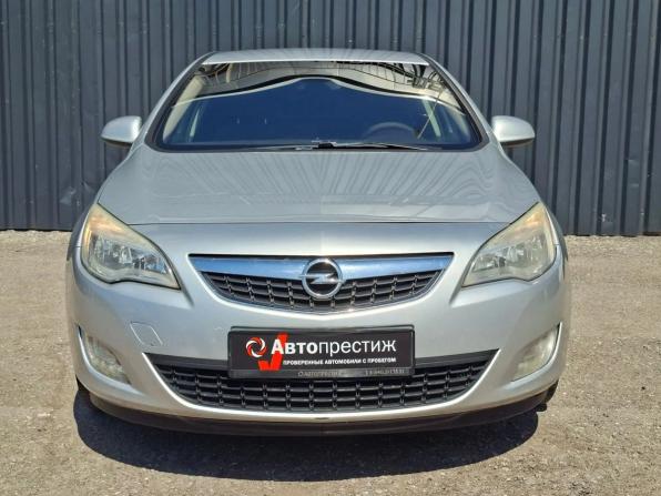 Opel Astra J с пробегом 2012 года, цена 580 000 рублей, 235000 км, хэтчбек, Автокод Объявления