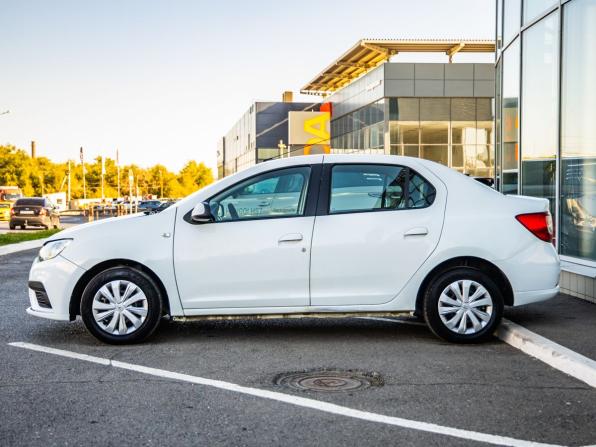 Renault Logan II Рестайлинг с пробегом 2020 года, цена 548 000 рублей, 369992 км, седан, Автокод Объявления