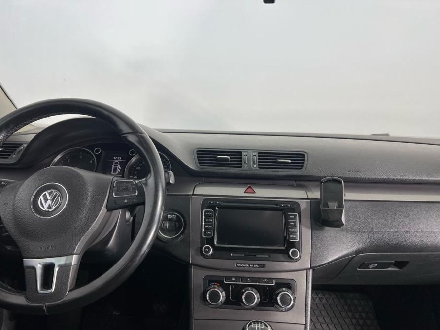 Volkswagen Passat B6 Архангельск  - изображение 18