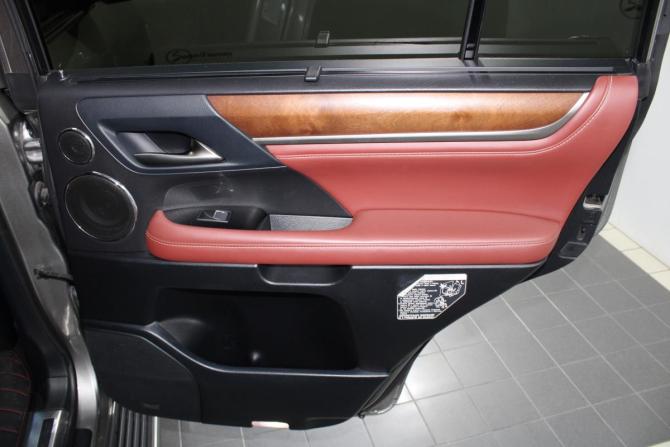 Lexus LX III Рестайлинг 2 с пробегом 2020 года, цена 10 300 000 рублей, 87396 км, внедорожник, Автокод Объявления