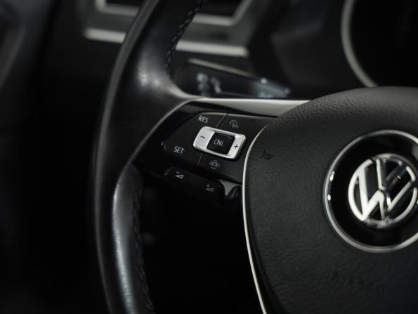 Volkswagen Tiguan II с пробегом 2019 года, цена 2 299 000 рублей, 92149 км, внедорожник, Автокод Объявления