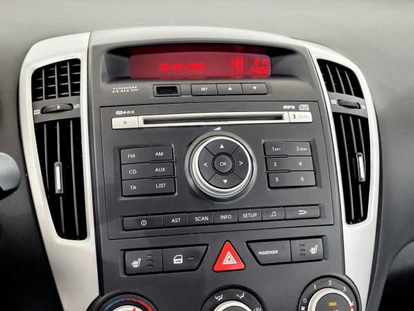 Kia Ceed I Рестайлинг с пробегом 2010 года, цена 655 000 рублей, 98753 км, хэтчбек, Автокод Объявления