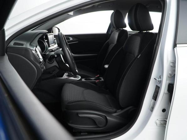 Kia Ceed III с пробегом 2019 года, цена 1 850 000 рублей, 98249 км, универсал, Автокод Объявления