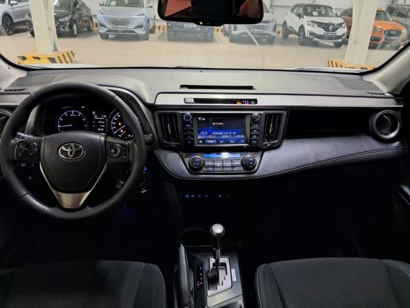 Toyota RAV4 IV (XA40) Рестайлинг с пробегом 2017 года, цена 1 875 000 рублей, 185365 км, внедорожник, Автокод Объявления