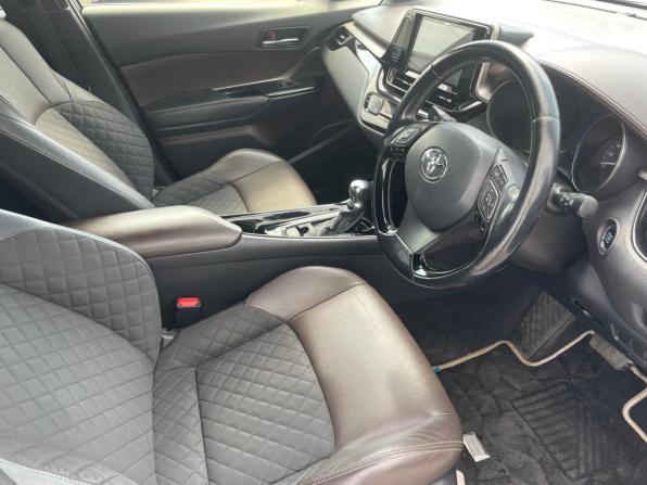 Toyota C-HR I с пробегом 2017 года, цена 1 293 600 рублей, 103412 км, внедорожник, Автокод Объявления
