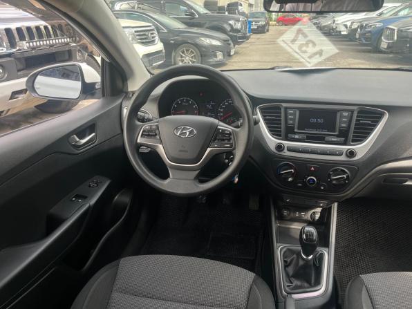 Hyundai Solaris II с пробегом 2018 года, цена 1 149 000 рублей, 125000 км, седан, Автокод Объявления