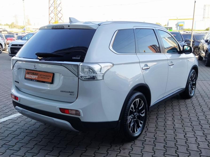 Mitsubishi Outlander III Екатеринбург  - изображение 3