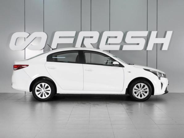 Kia Rio IV Рестайлинг с пробегом 2021 года, цена 1 445 000 рублей, 144513 км, седан, Автокод Объявления