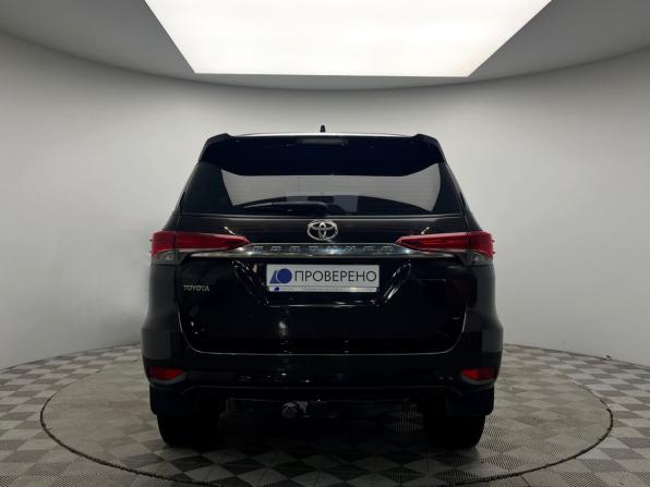 Toyota Fortuner II с пробегом 2017 года, цена 3 129 000 рублей, 176287 км, внедорожник, Автокод Объявления