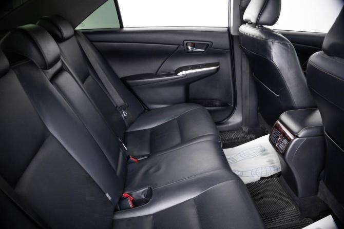 Toyota Camry VII (XV50) Рестайлинг с пробегом 2015 года, цена 2 399 000 рублей, 178785 км, седан, Автокод Объявления