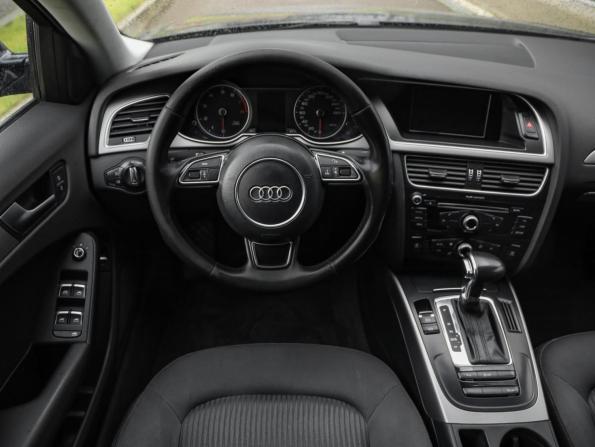 Audi A4 IV (B8) Рестайлинг с пробегом 2013 года, цена 1 199 000 рублей, 186624 км, седан, Автокод Объявления