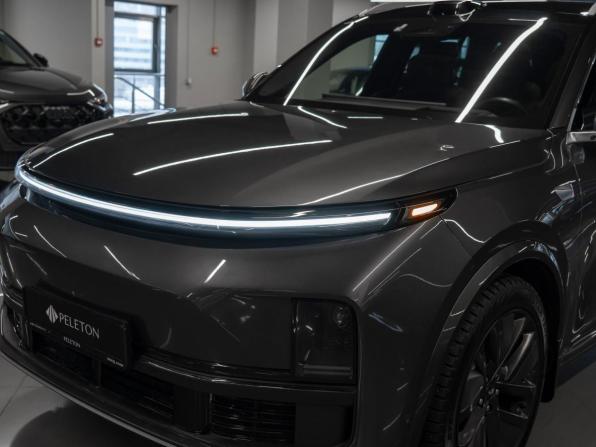 Li Auto (Lixiang) L9 I с пробегом 2024 года, цена 6 000 000 рублей, 42283 км, внедорожник, Автокод Объявления