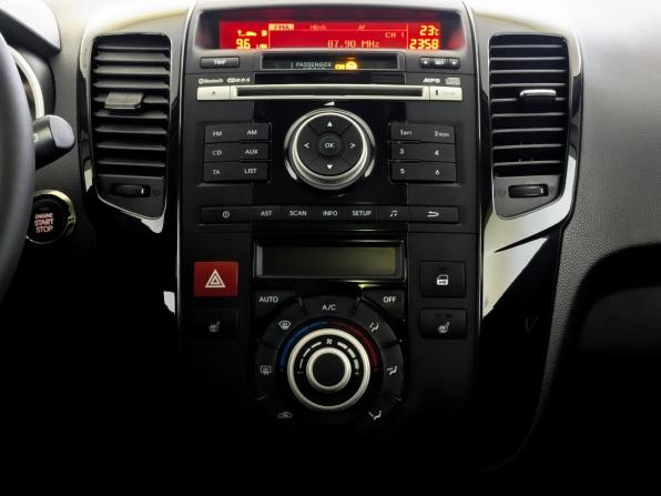 Kia Venga I с пробегом 2012 года, цена 960 000 рублей, 118039 км, компактвэн, Автокод Объявления